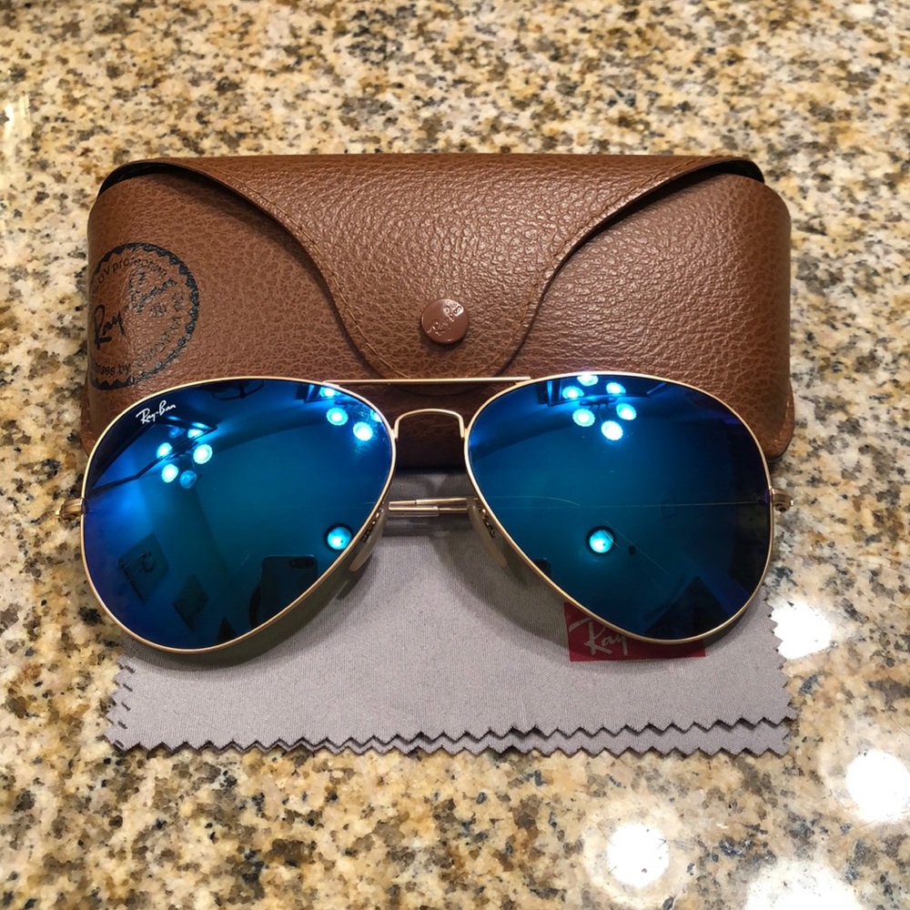 Ray Ban Aviators Blue Flash Lens